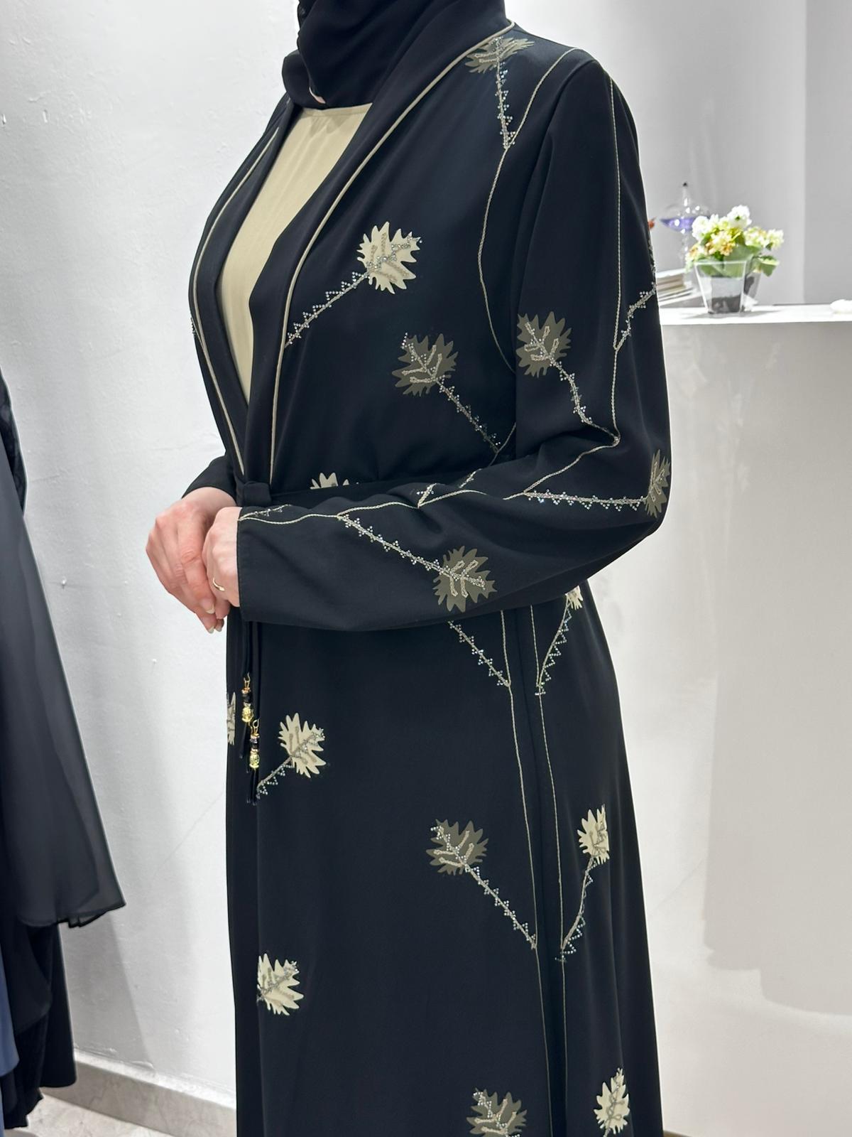 YAPRAK ABAYA
